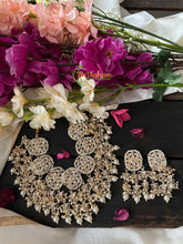 Exquisite Cluster Pearl Kundan Neckpiece-G2728